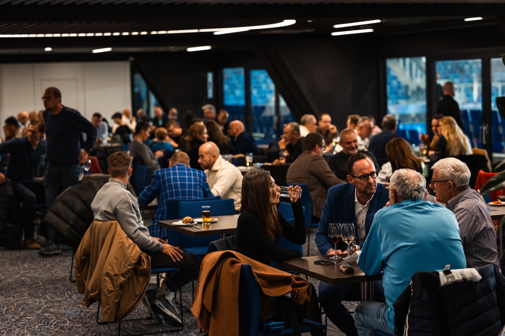 Networking vo VIP lounge na Tehelnom poli