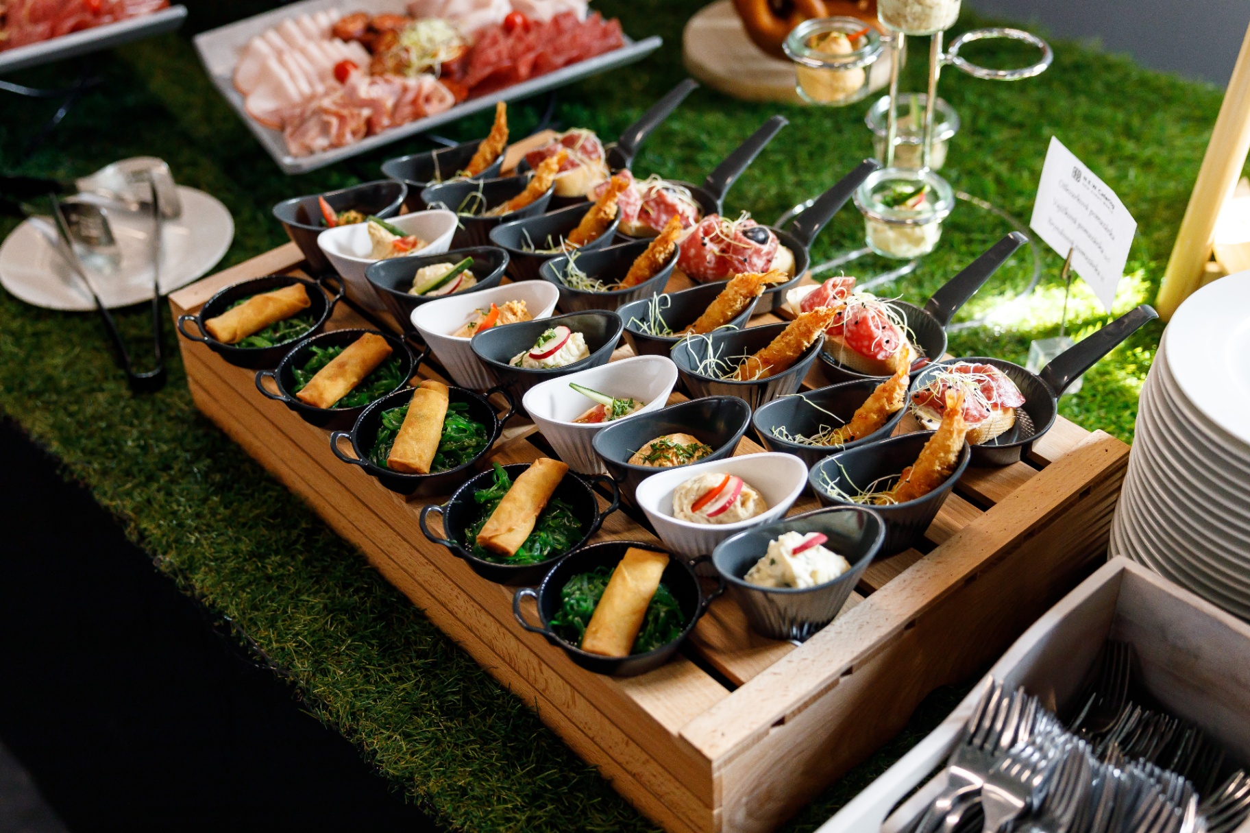 Prémiové kanapky a finger food vo VIP